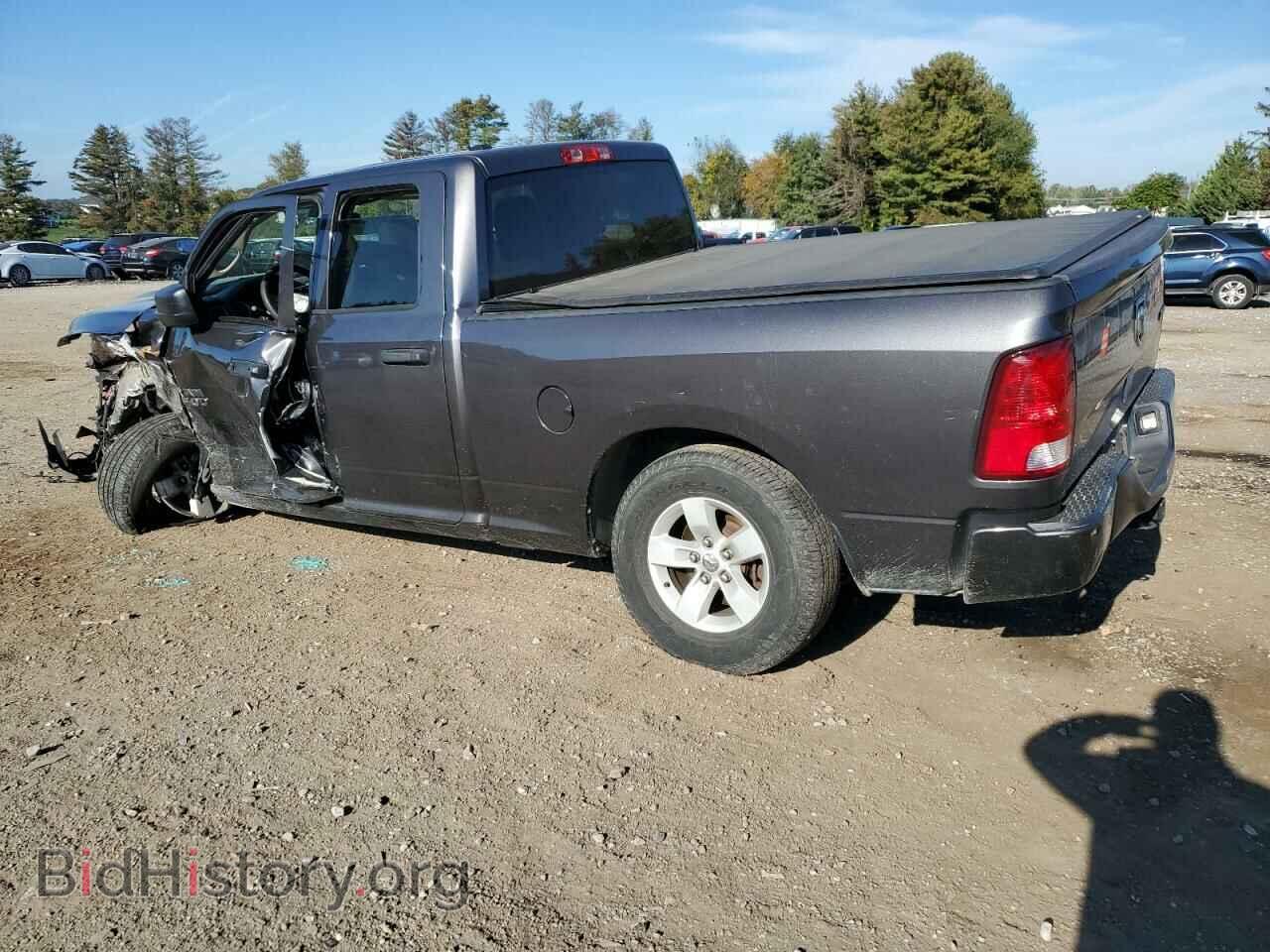 2018 RAM 1500 - VIN: 1C6RR7FG6JS122577 - Photo 2