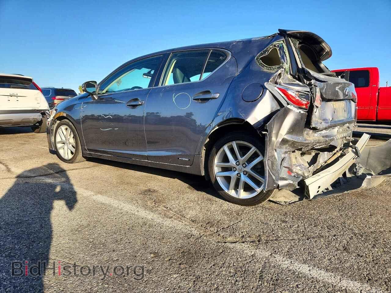 2015 LEXUS CT 200 - VIN: JTHKD5BH2F2241082 - Photo 2
