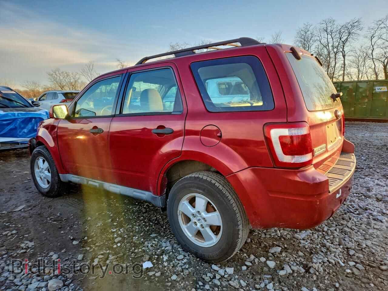 2009 FORD ESCAPE - VIN: 1FMCU02789KC86009 - Фото 2