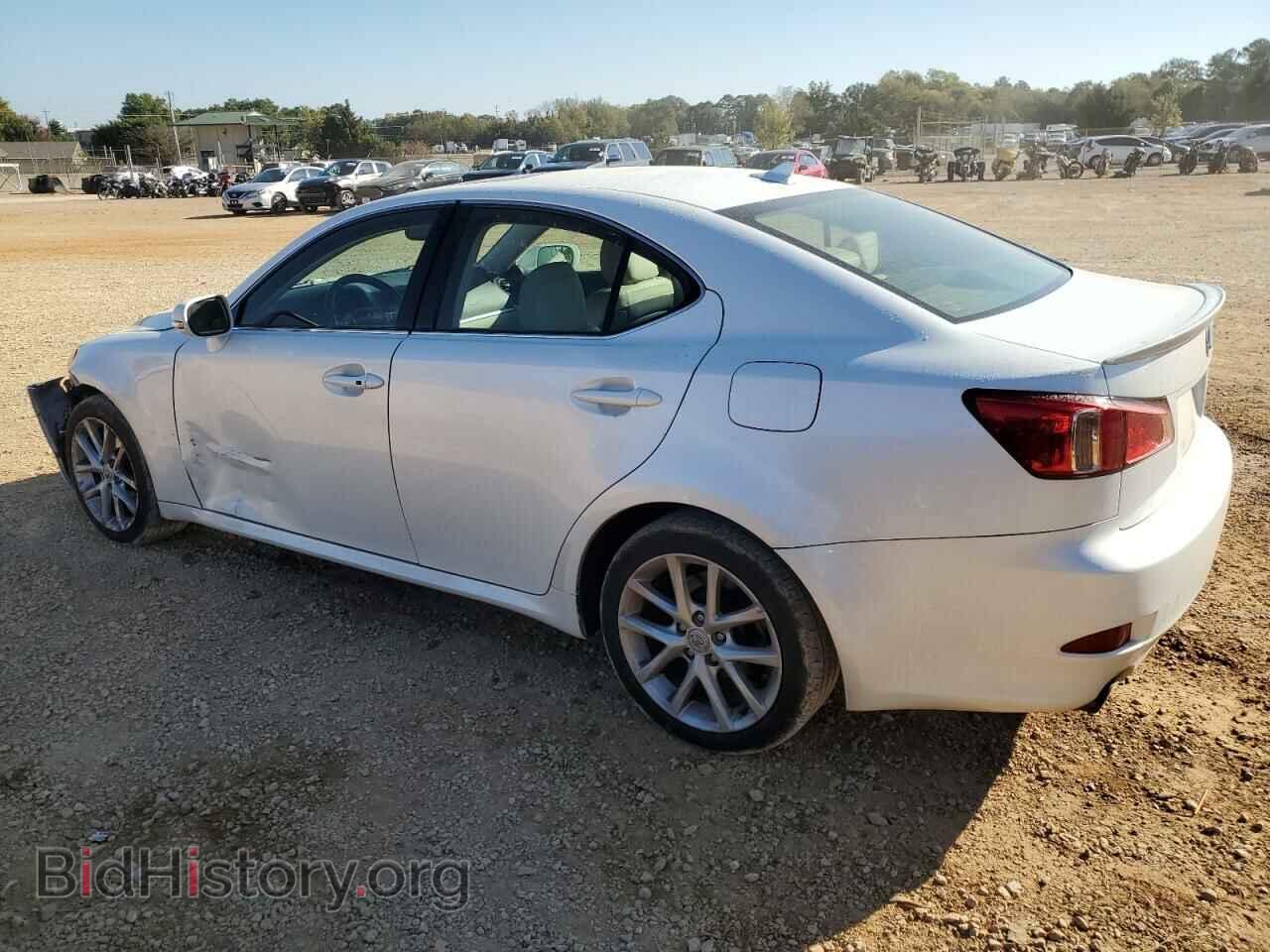 2011 LEXUS IS - VIN: JTHCF5C26B5047110 - Фото 2