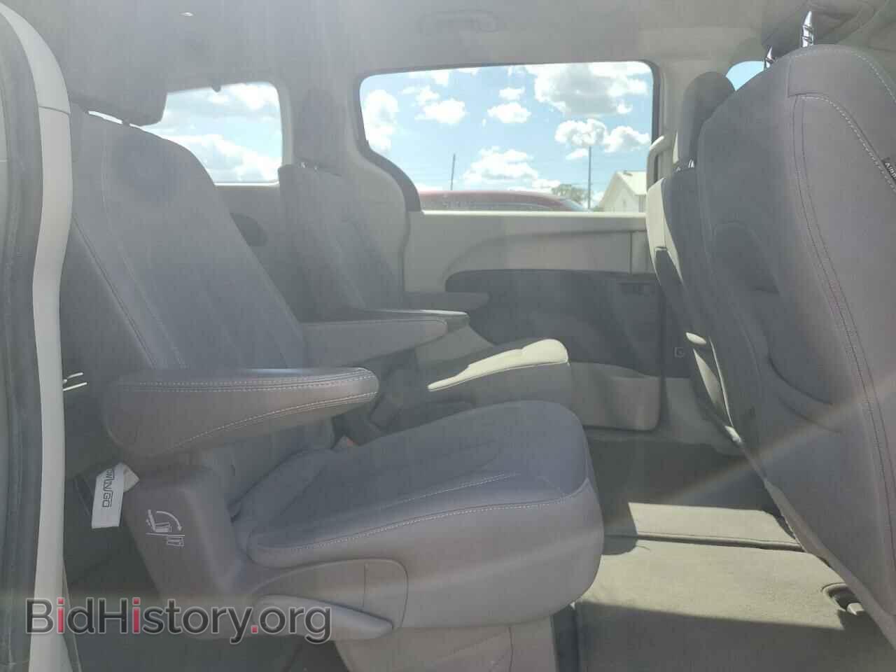 2017 CHRYSLER PACIFICA - VIN: 2C4RC1DGXHR609853 - Фото 11