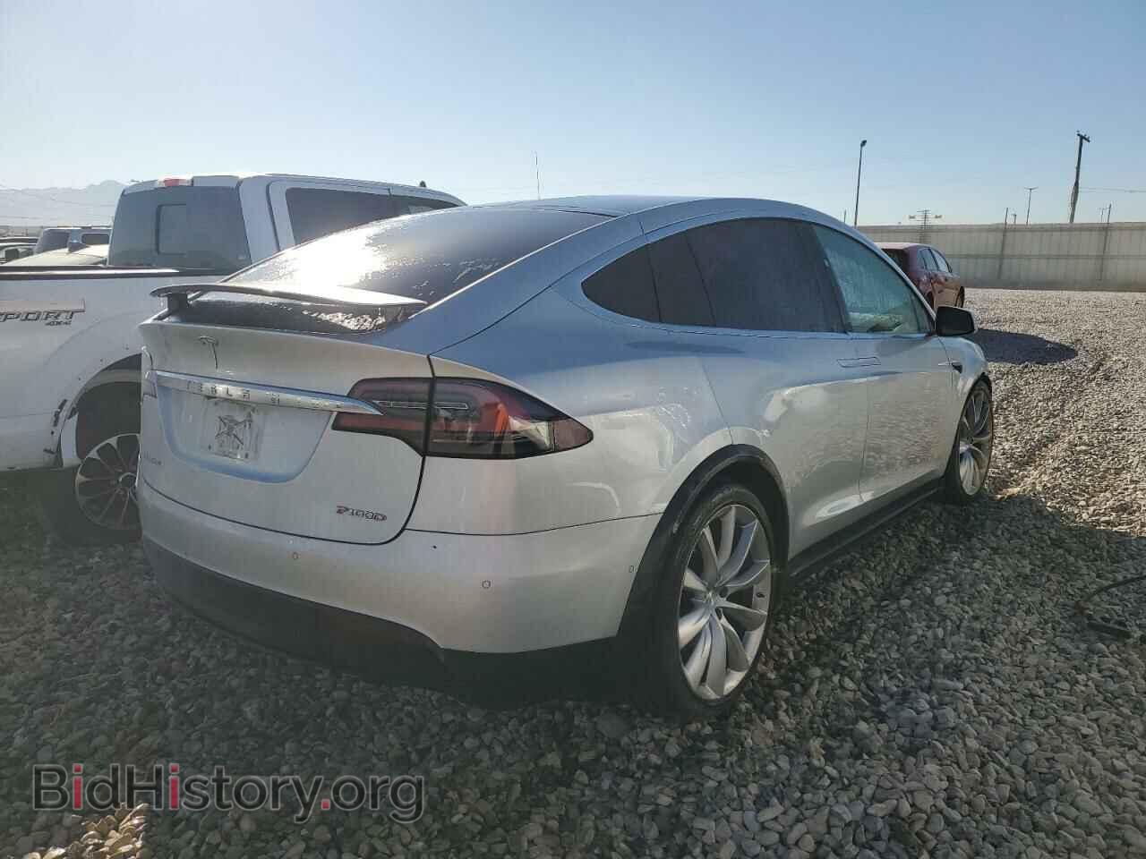 2017 TESLA MODEL X - VIN: 5YJXCAE47HF052133 - Photo 3