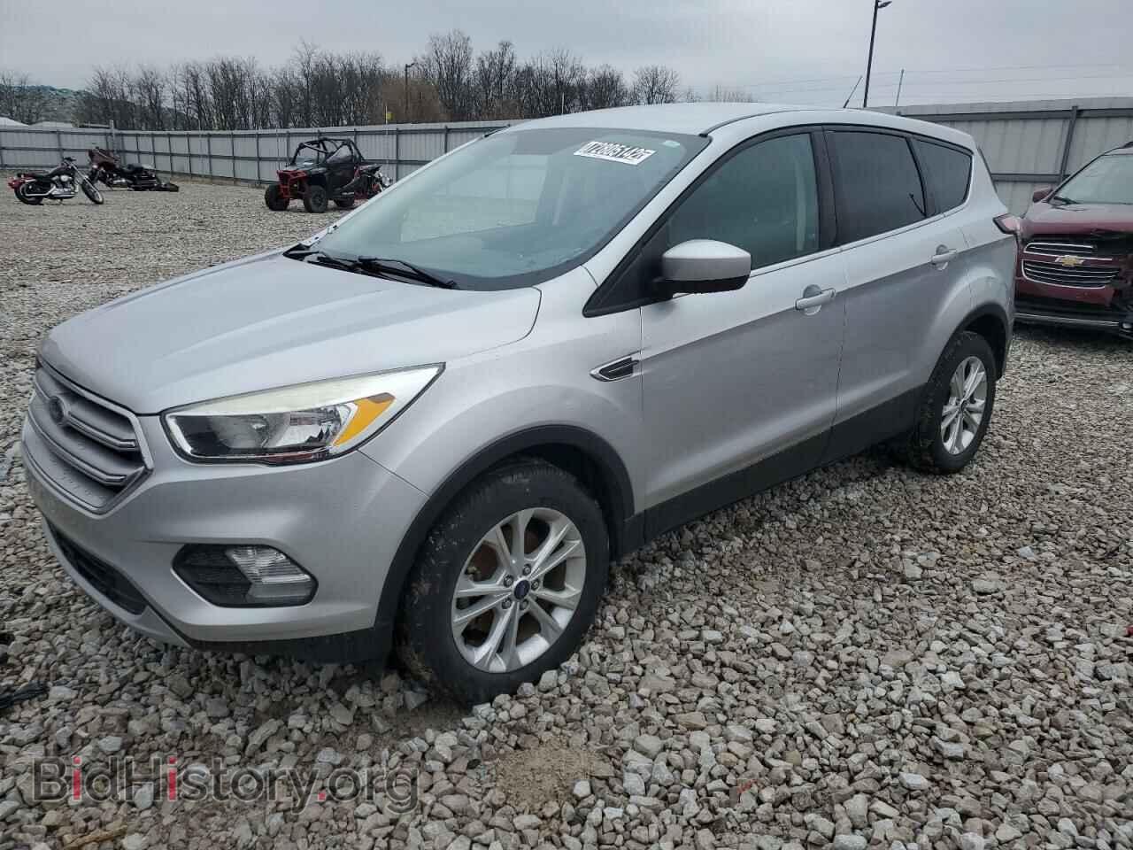 Фотография 1FMCU0GD4HUE40233 - FORD ESCAPE 2017