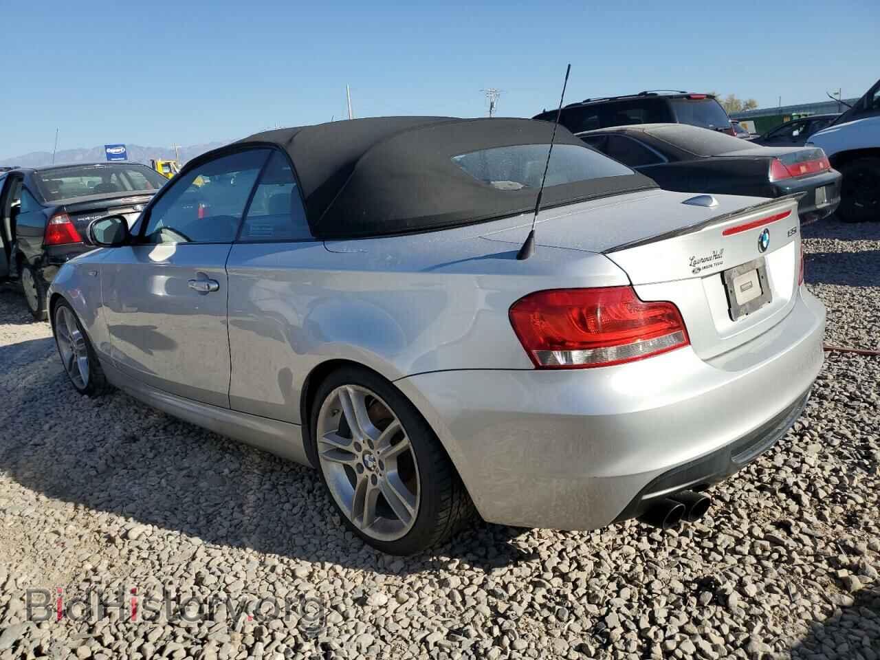 2013 BMW 1 SERIES - VIN: WBAUN7C55DVM27831 - Фото 2