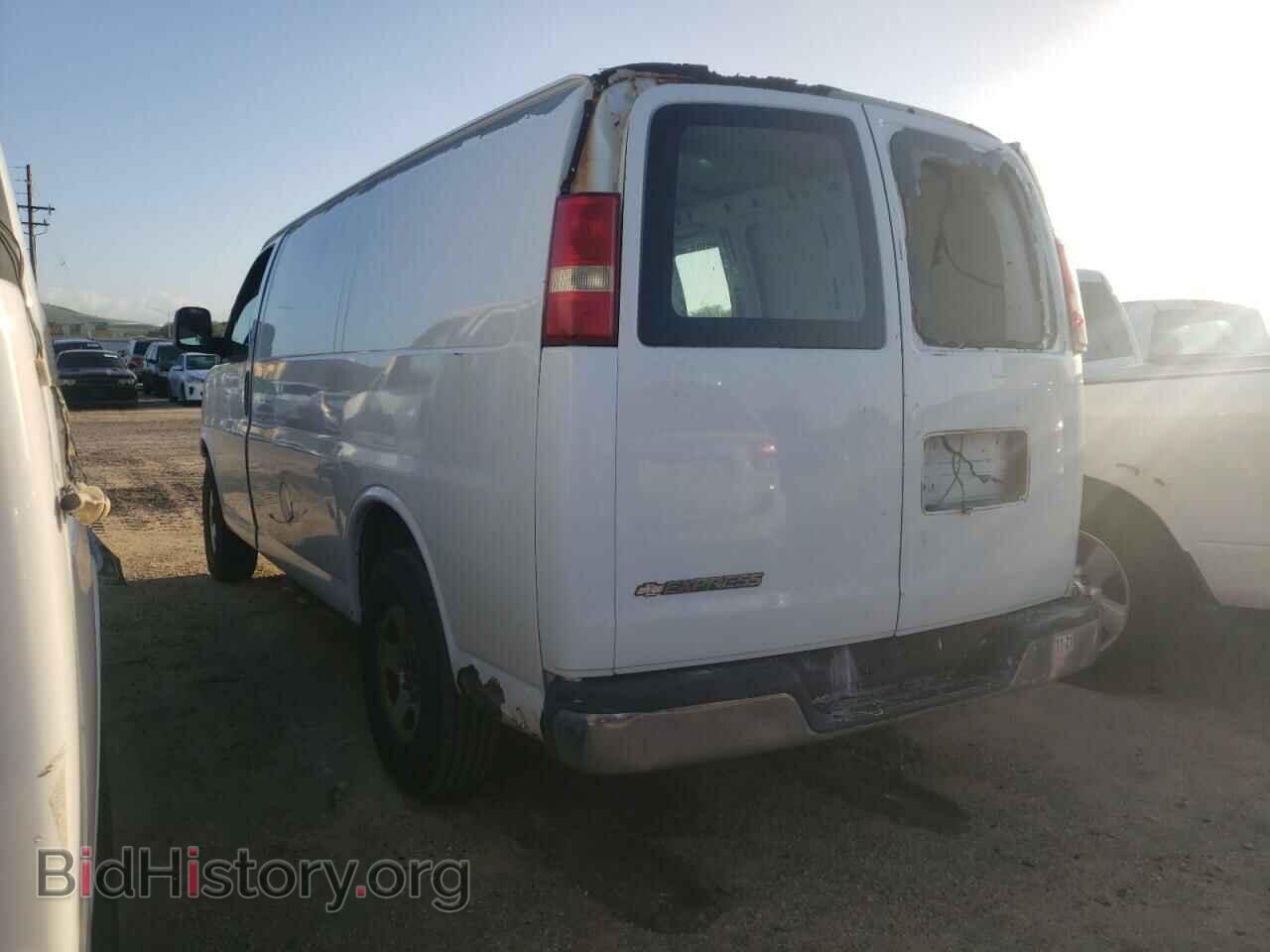 2007 CHEVROLET EXPRESS - VIN: 1GCFG15X871105195 - Фото 2