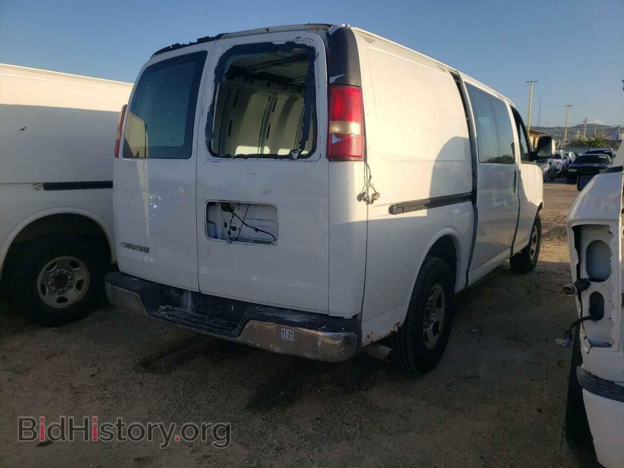 2007 CHEVROLET EXPRESS - VIN: 1GCFG15X871105195 - Фото 3