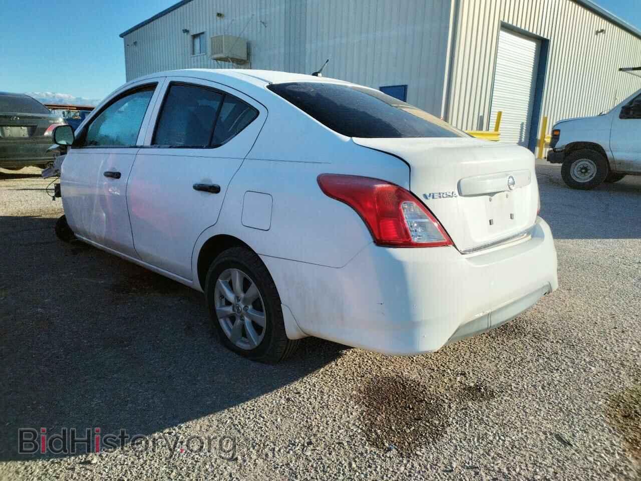 2015 NISSAN VERSA - VIN: 3N1CN7AP4FL810166 - Фото 2