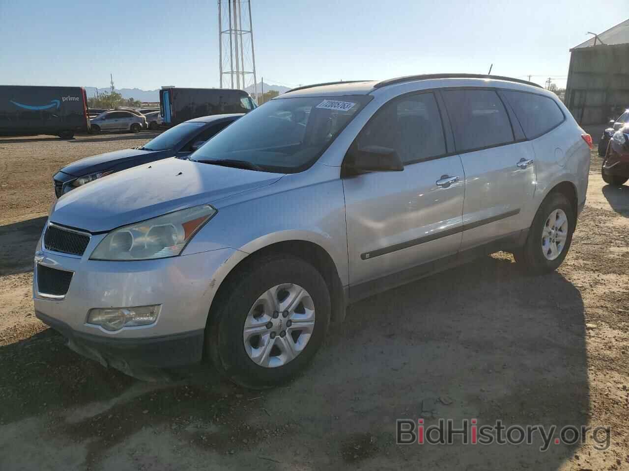 Photo 1GNLREED3AS156087 - CHEVROLET TRAVERSE 2010