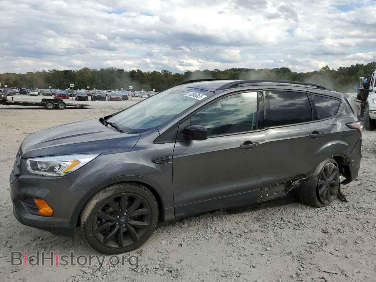 Фотография 1FMCU0GD8HUD24212 - FORD ESCAPE 2017