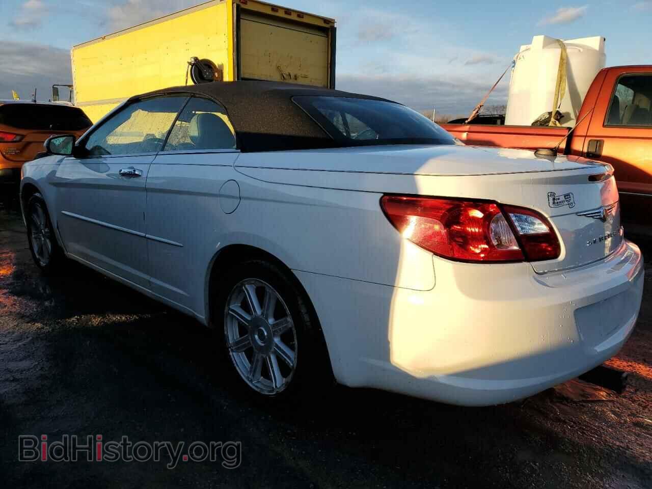 2008 CHRYSLER SEBRING - VIN: 1C3LC65MX8N243353 - Фото 2