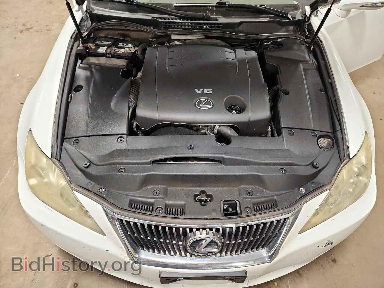 2010 LEXUS IS - VIN: JTHCF5C29A2033010 - Photo 11