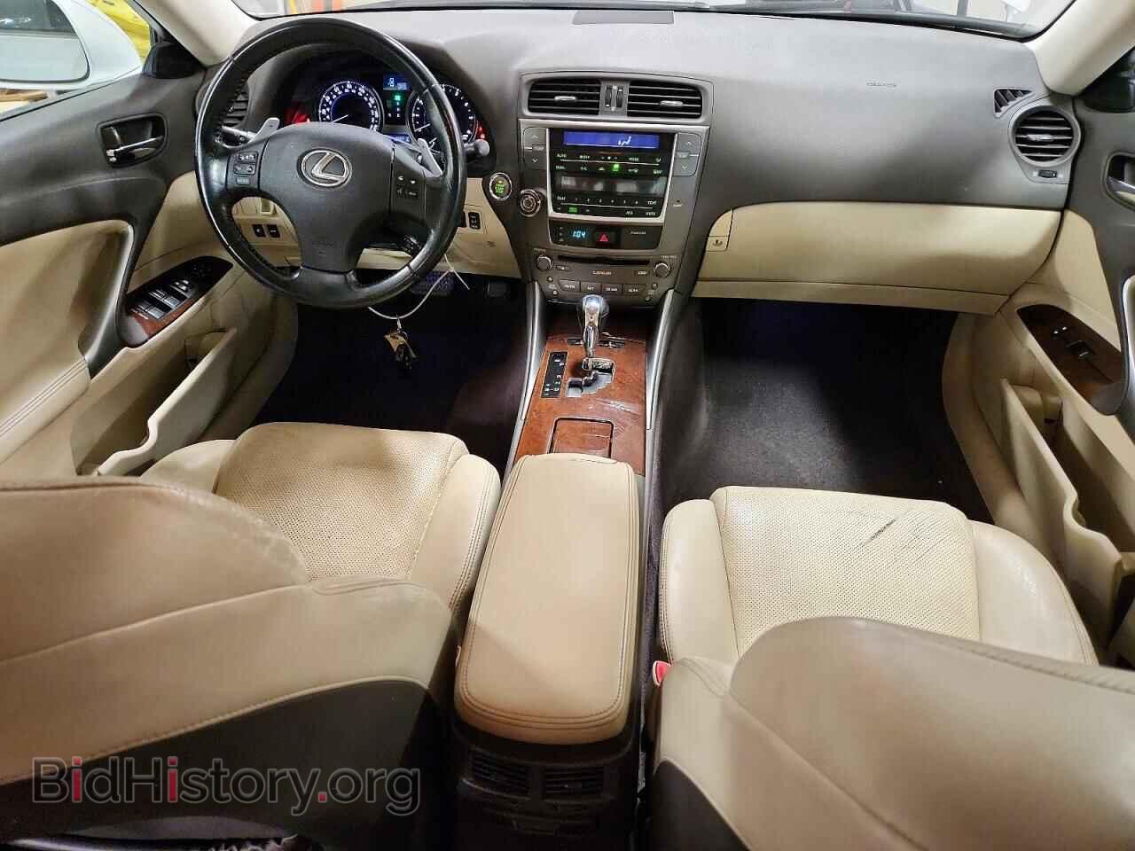 2010 LEXUS IS - VIN: JTHCF5C29A2033010 - Photo 8