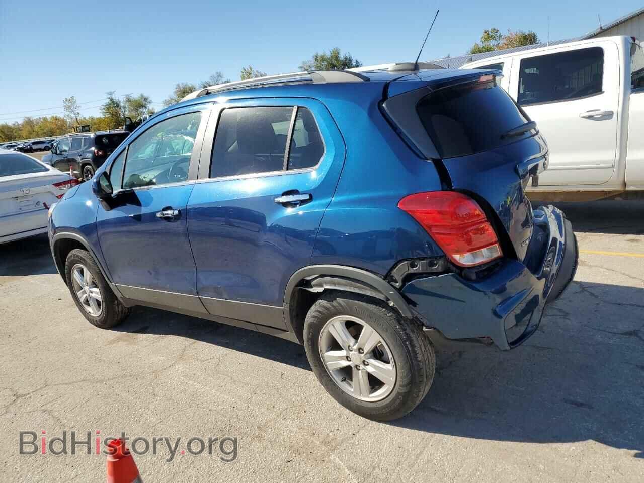 2020 CHEVROLET TRAX - VIN: 3GNCJPSB4LL303542 - Фото 2