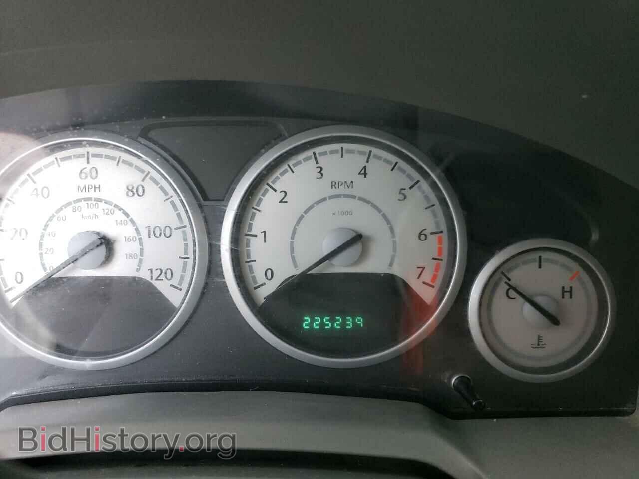 2008 CHRYSLER MINIVAN - VIN: 2A8HR44H58R726835 - Фото 9