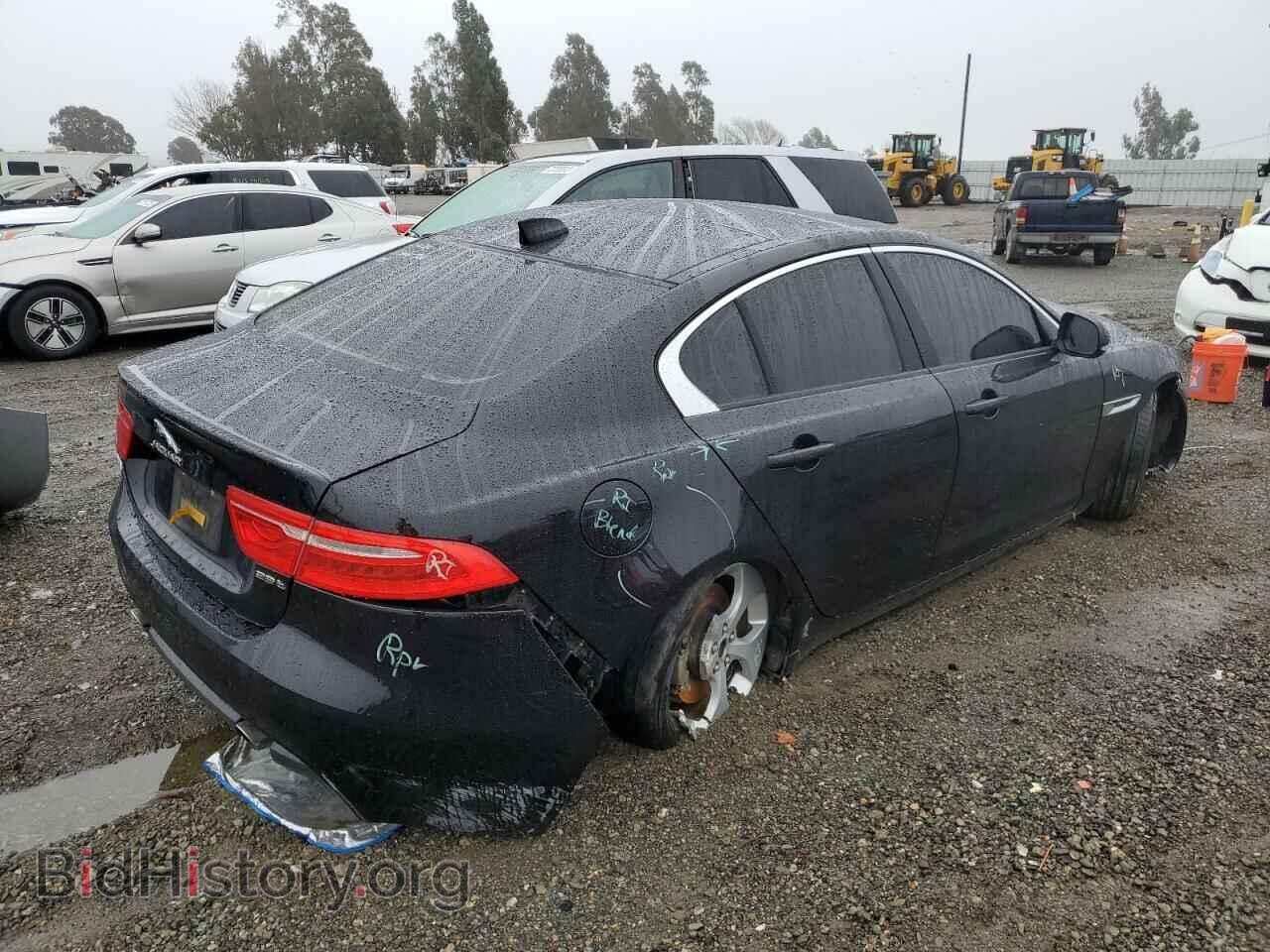 2017 JAGUAR XE - VIN: SAJAR4BG6HA976495 - Фото 3