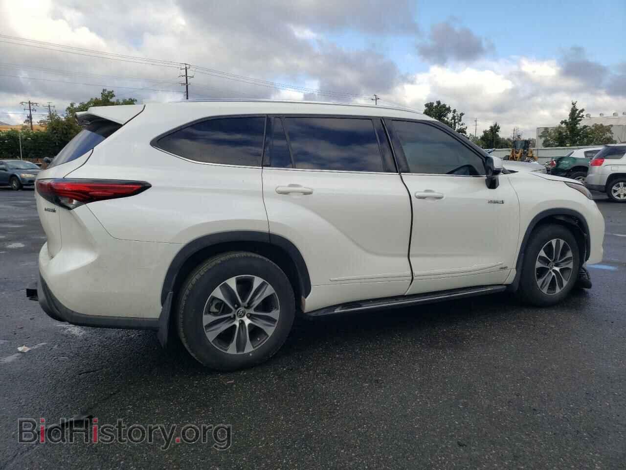 2021 TOYOTA HIGHLANDER - VIN: 5TDHBRCH2MS033880 - Фото 3