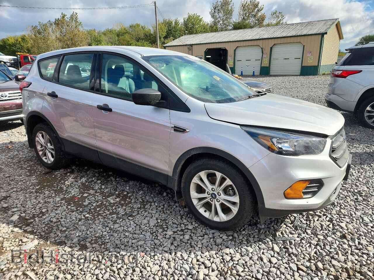 2019 FORD ESCAPE - VIN: 1FMCU0F77KUC21964 - Фото 4