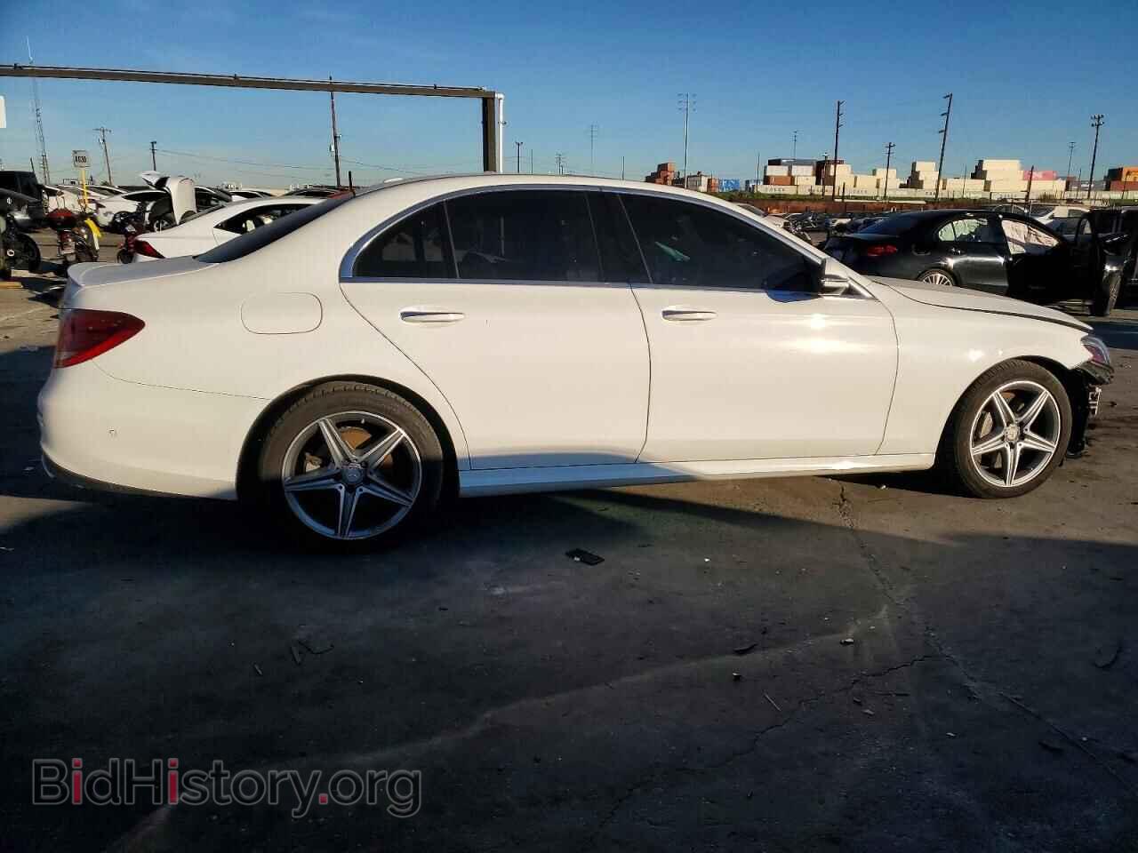 2017 MERCEDES-BENZ E-CLASS - VIN: WDDZF4JB8HA042702 - Photo 3