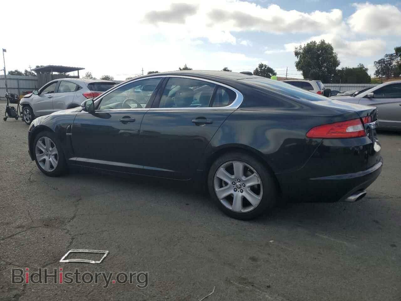 2011 JAGUAR XF - VIN: SAJWA0FB2BLR91186 - Фото 2