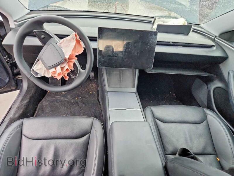 2024 Tesla MODEL 3 (VIN LRW3E7FA7RC102394) — photo 8 of 12