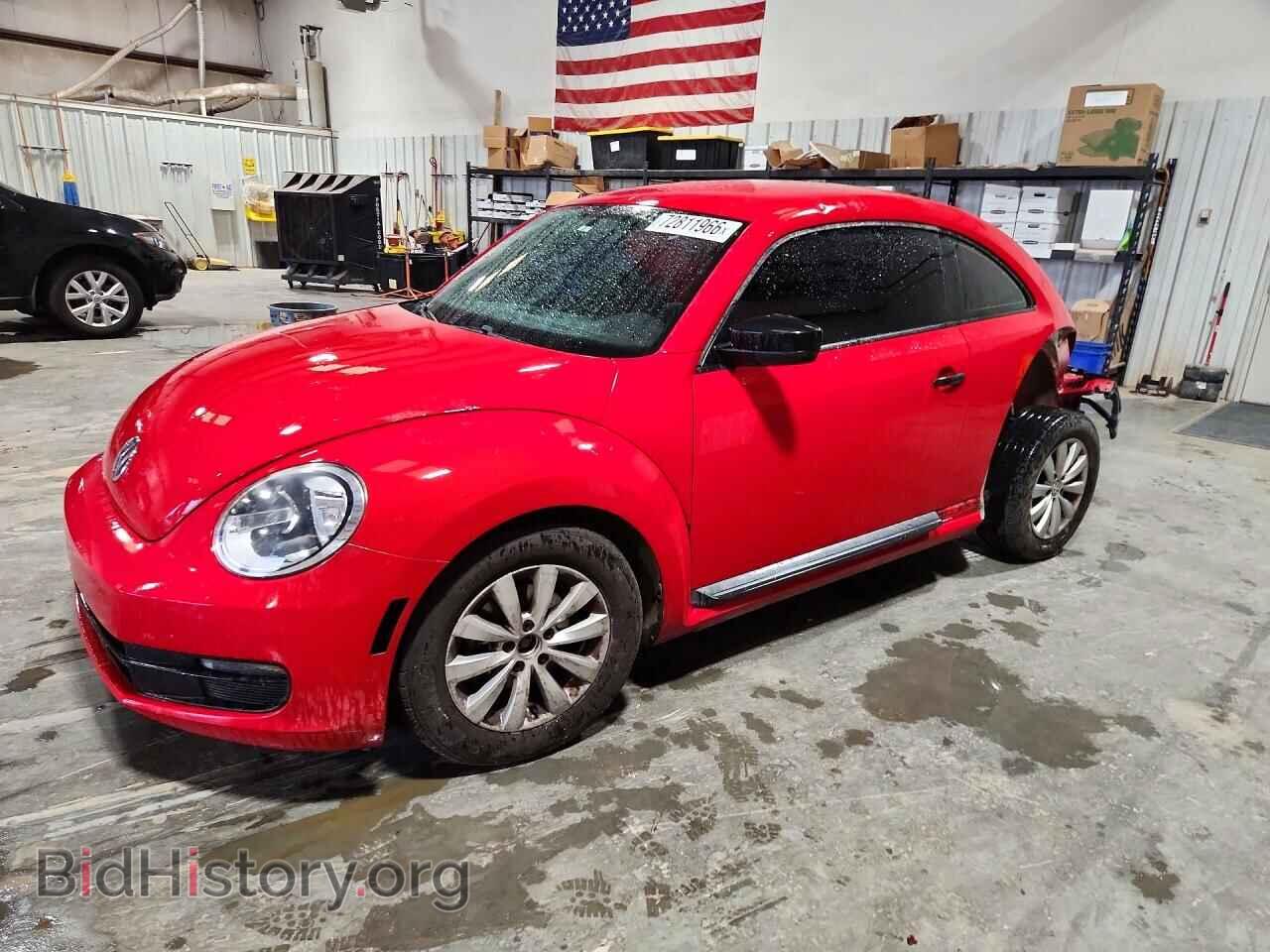 Photo 3VWF17AT8EM638118 - VOLKSWAGEN BEETLE 2014