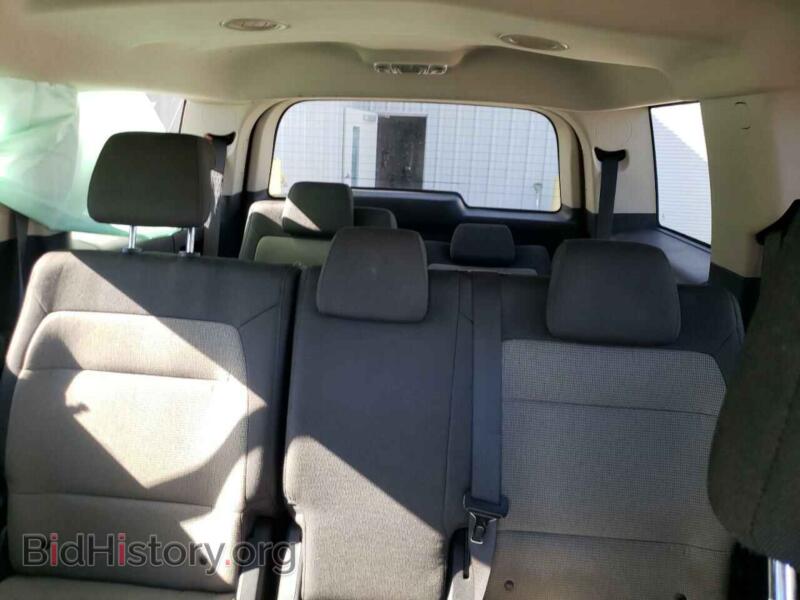 2011 Ford FLEX (VIN 2FMGK5CC4BBD29020) — photo 10 of 13