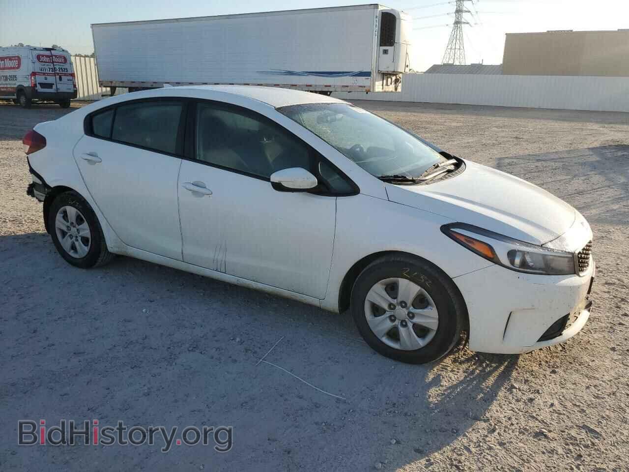2017 KIA FORTE - VIN: 3KPFK4A77HE075823 - Фото 4