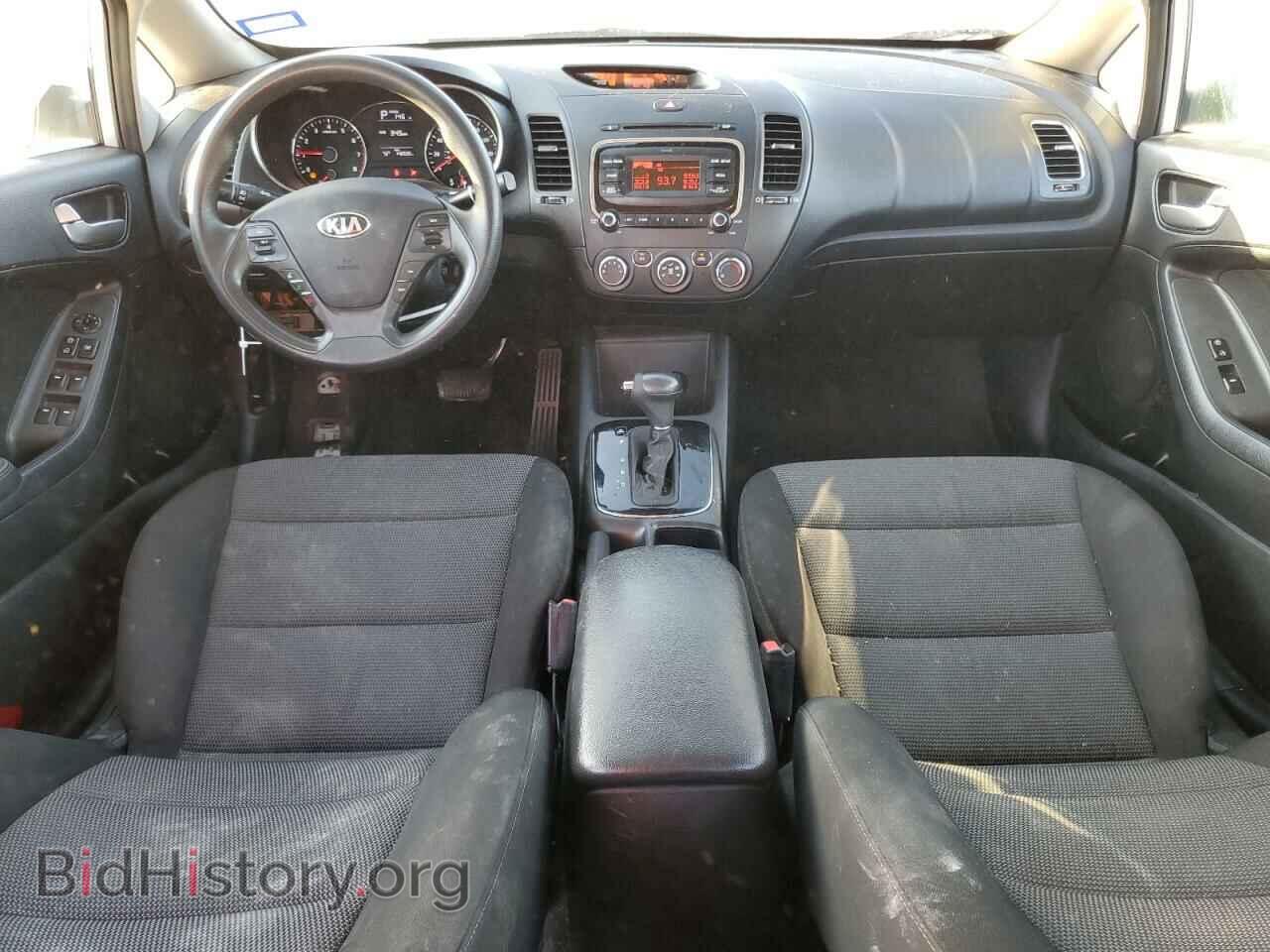 2017 KIA FORTE - VIN: 3KPFK4A77HE075823 - Фото 8