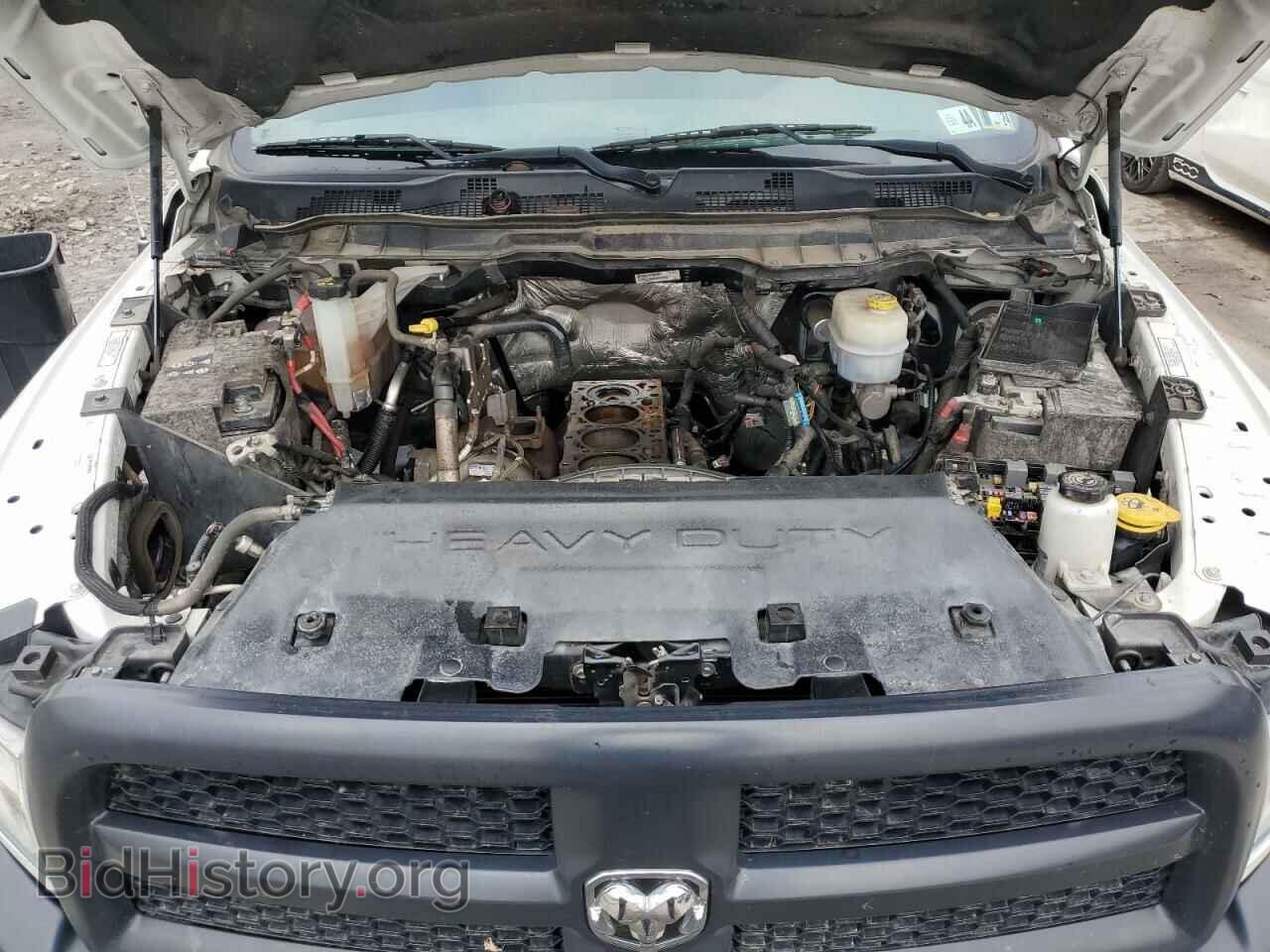2018 RAM All Models - VIN: 3C6UR5CLXJG257990 - Photo 11