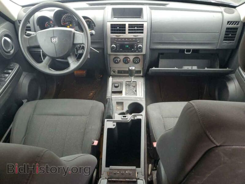 2011 Dodge NITRO (VIN 1D4PU4GK9BW529418) — photo 8 of 12