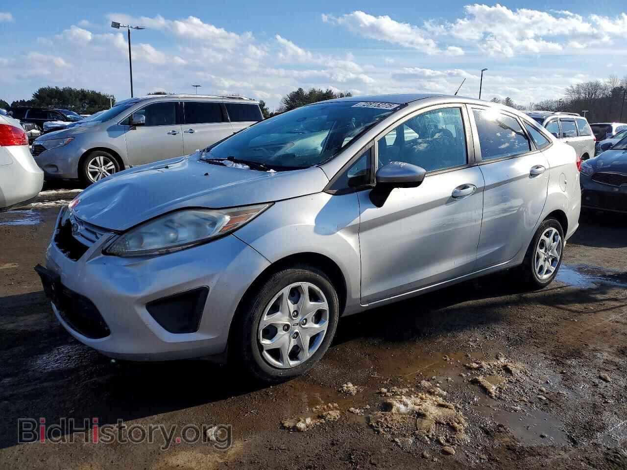 Photo 3FADP4AJ8BM143974 - FORD FIESTA 2011
