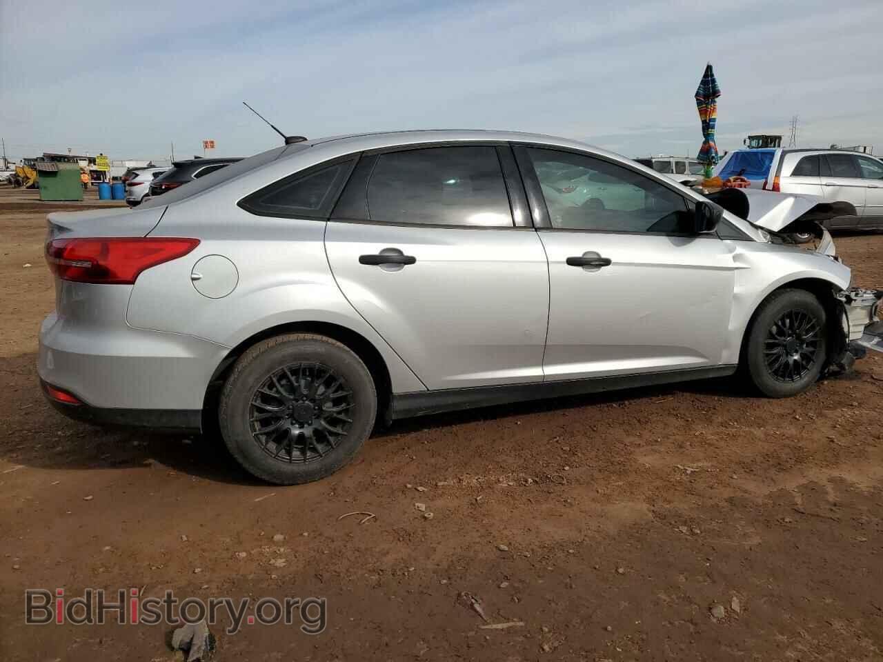 2018 FORD FOCUS - VIN: 1FADP3E2XJL304189 - Фото 3