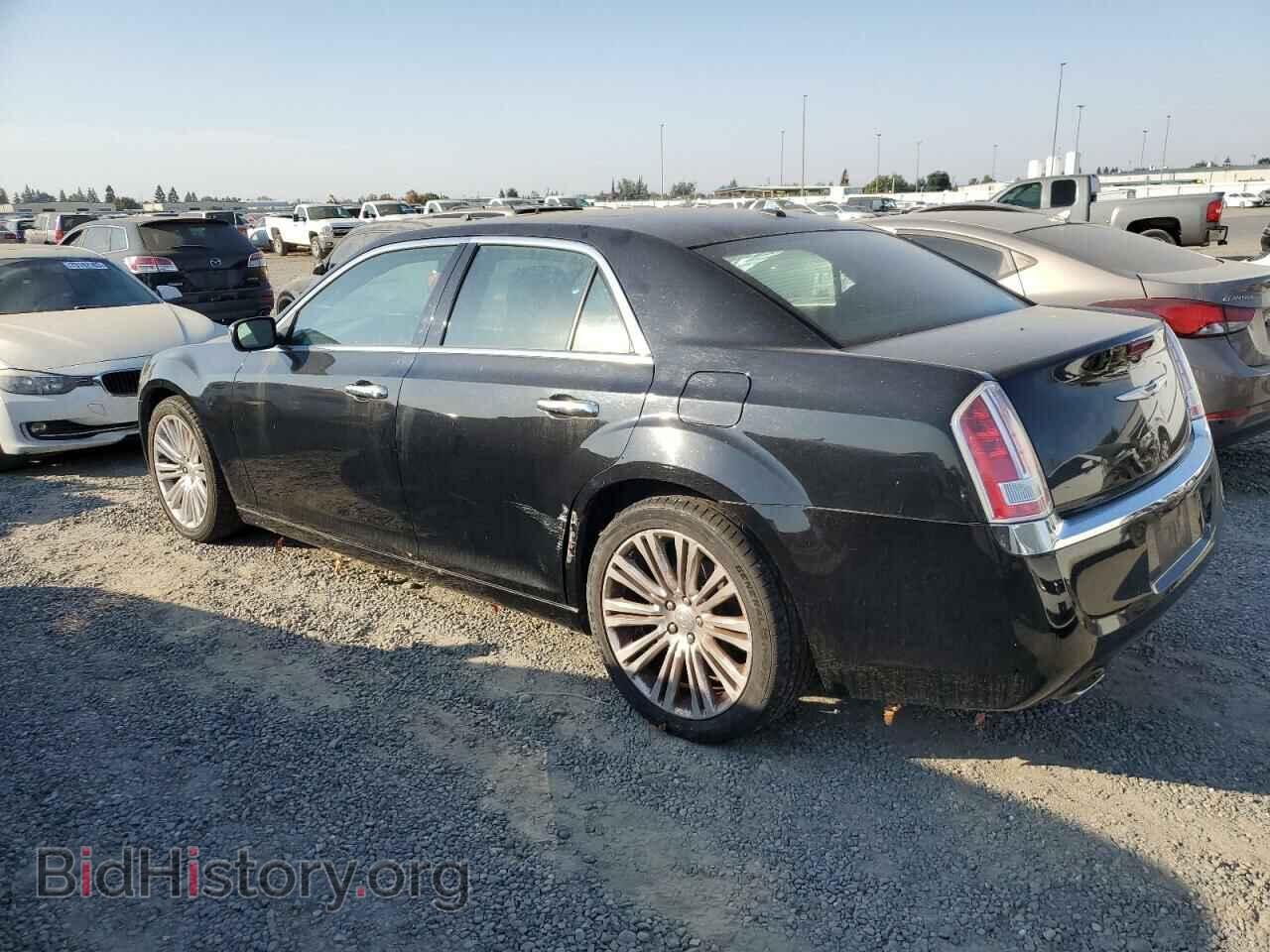 2012 CHRYSLER 300 - VIN: 2C3CCAETXCH256180 - Фото 2