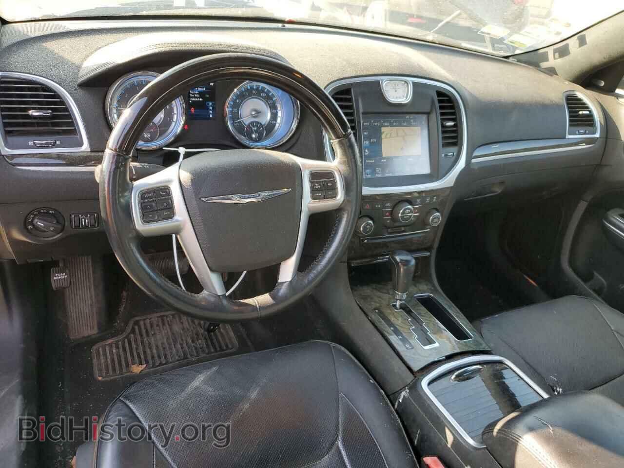 2012 CHRYSLER 300 - VIN: 2C3CCAETXCH256180 - Фото 8