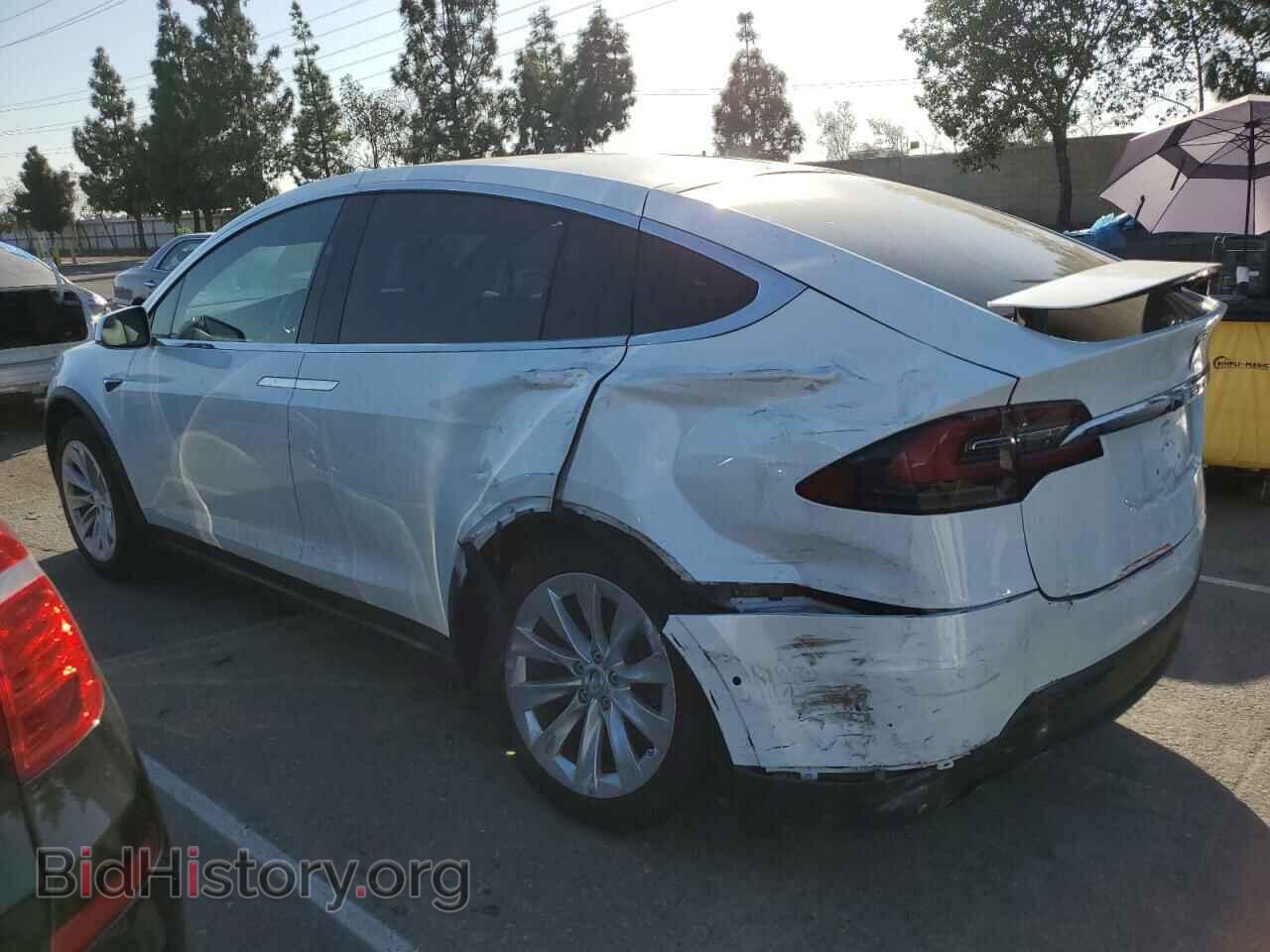 2020 TESLA MODEL X - VIN: 5YJXCBE24LF304322 - Фото 2