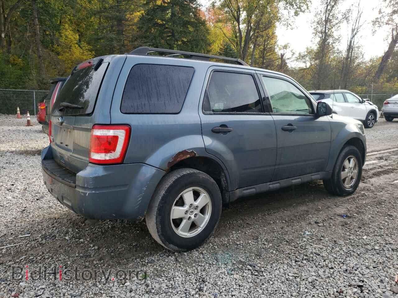 2011 FORD ESCAPE - VIN: 1FMCU0D73BKB02291 - Фото 3