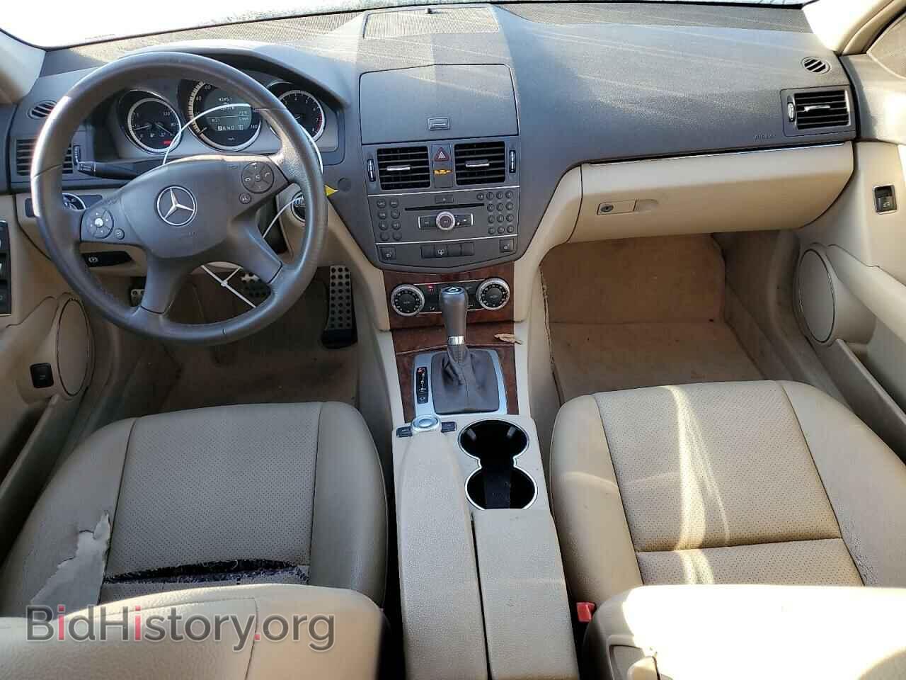 2011 MERCEDES-BENZ C-CLASS - VIN: WDDGF8BB4BR144262 - Фото 8