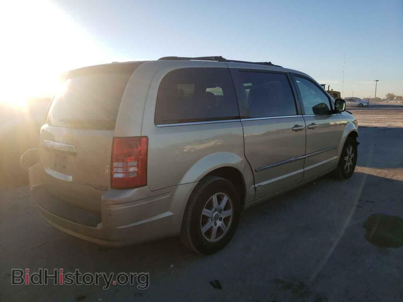 2010 CHRYSLER MINIVAN - VIN: 2A4RR8D12AR495348 - Фото 3
