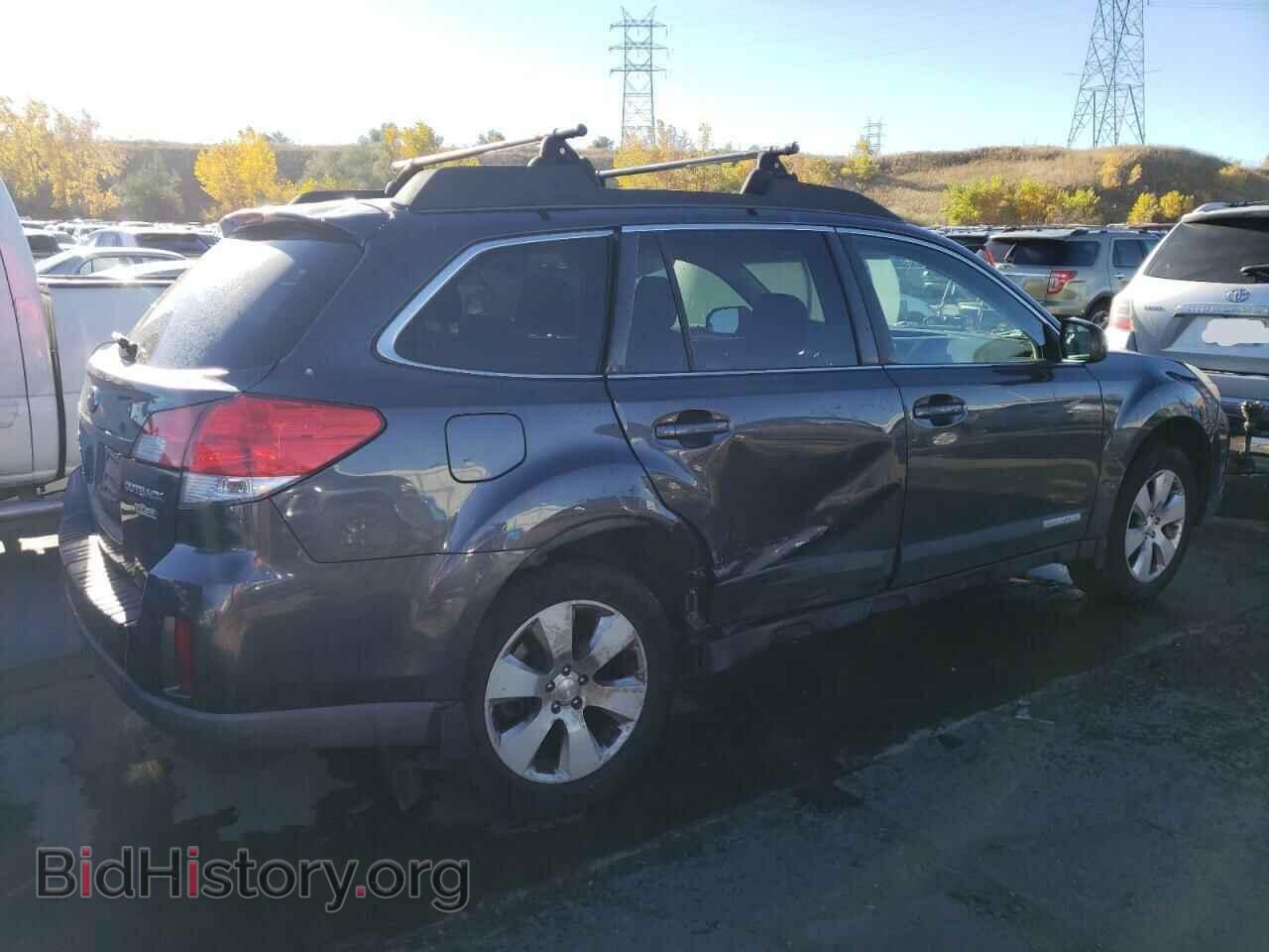 2011 SUBARU OUTBACK - VIN: 4S4BRBCC8B3445826 - Photo 3
