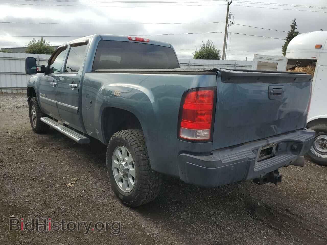 2011 GMC SIERRA - VIN: 1GT426C86BF178902 - Фото 2
