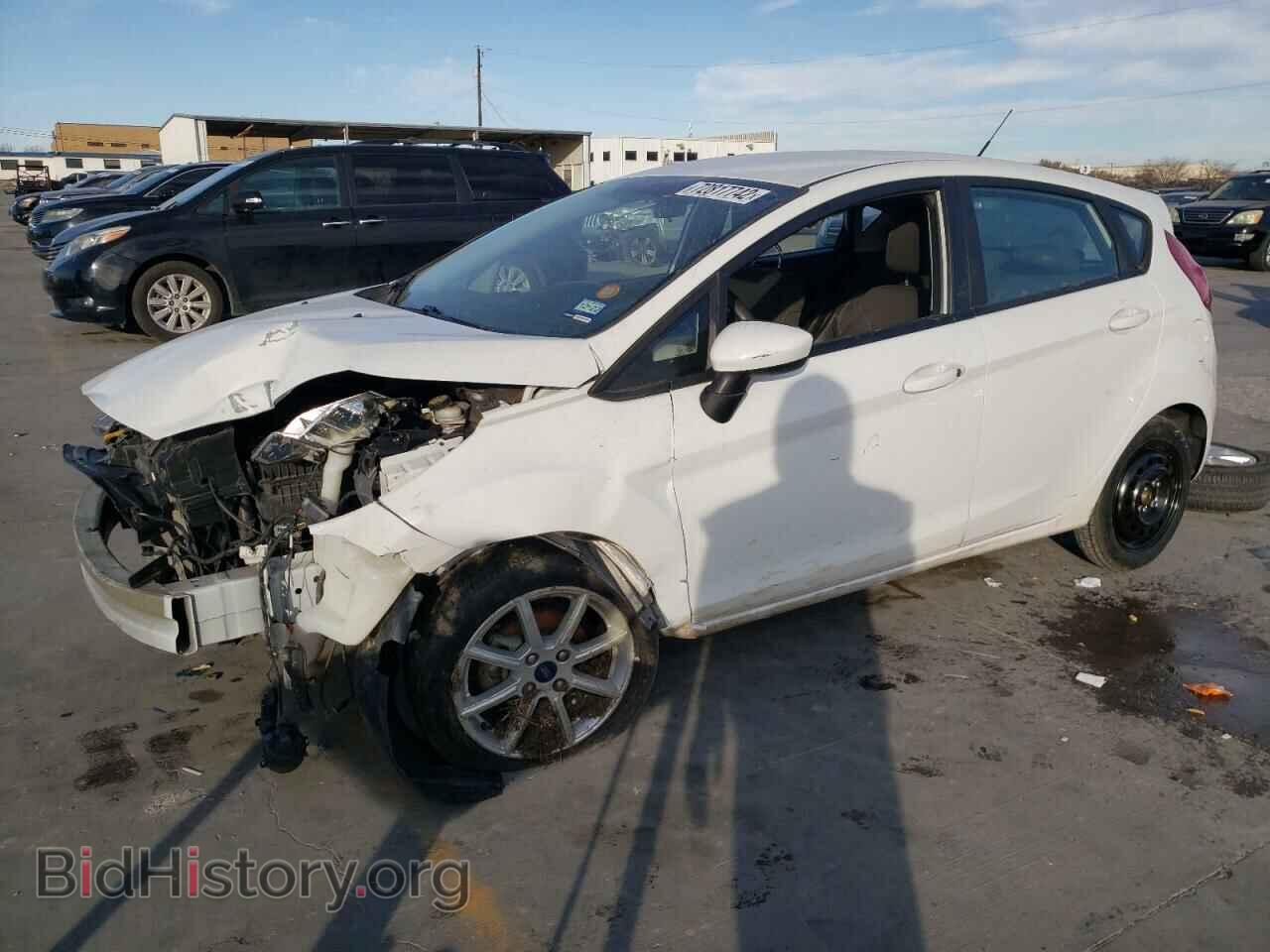 Photo 3FADP4EJ7KM124262 - FORD FIESTA 2019
