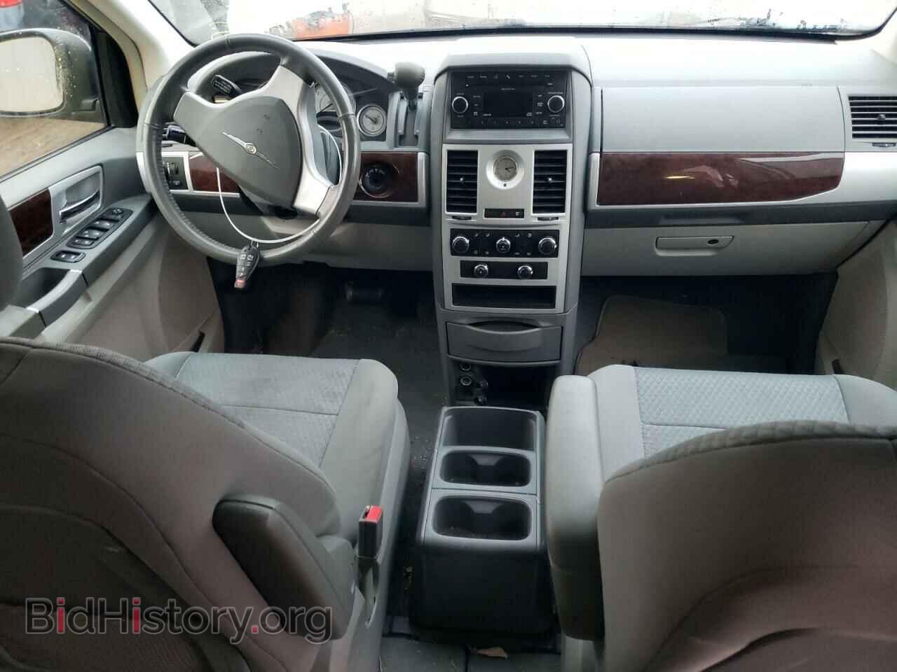2010 CHRYSLER MINIVAN - VIN: 2A4RR5D1XAR393679 - Фото 8