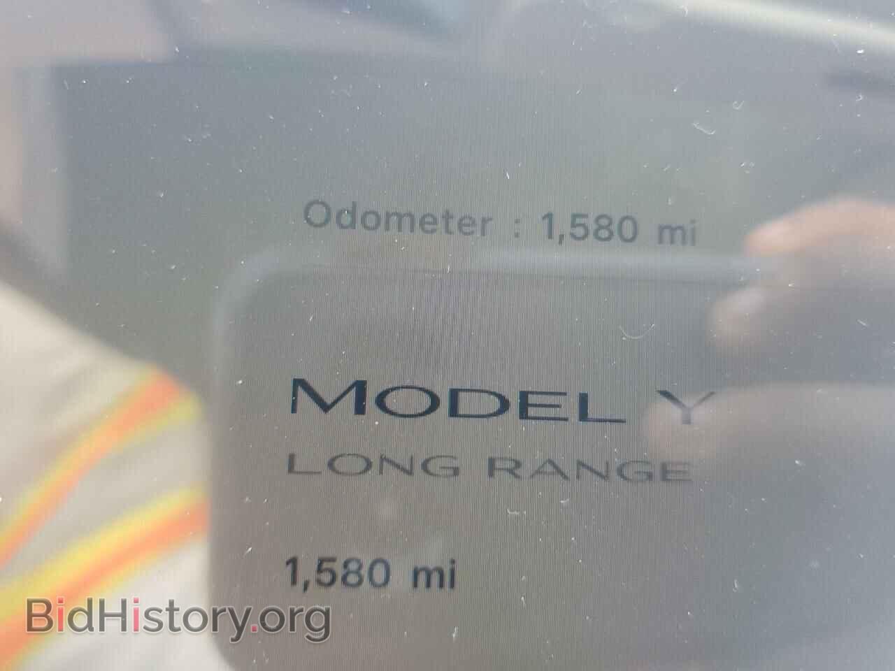 2024 TESLA MODEL Y - VIN: 7SAYGDED5RF184175 - Фото 9