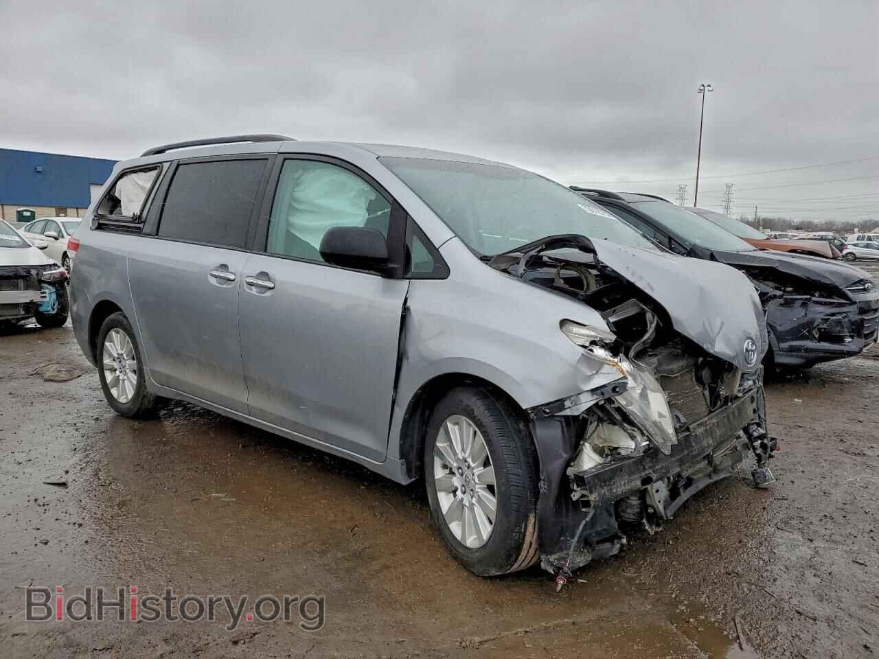 2011 TOYOTA All Models - VIN: 5TDDK3DC6BS022859 - Фото 4