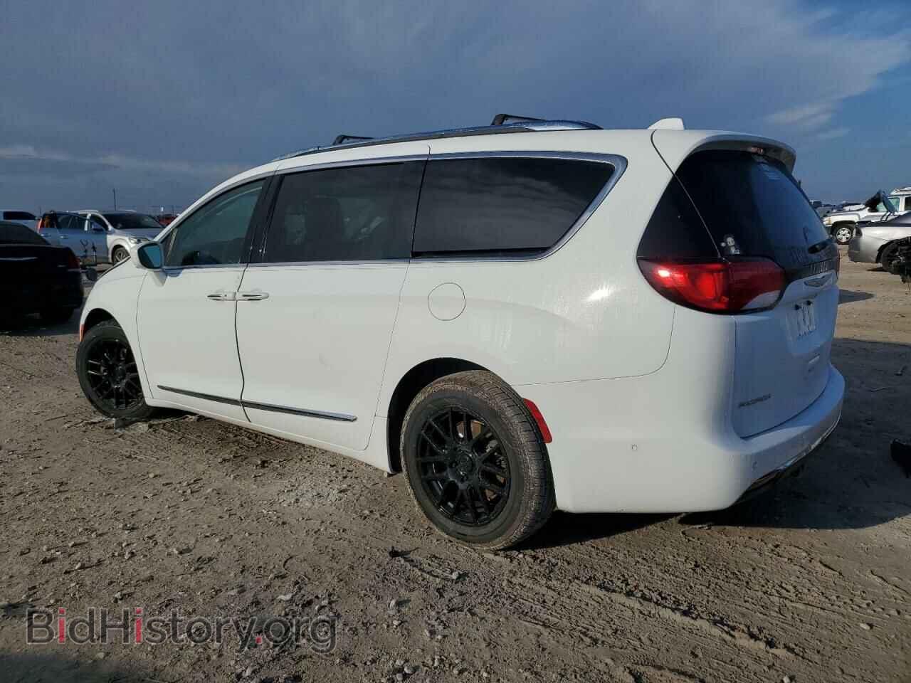 2017 CHRYSLER PACIFICA - VIN: 2C4RC1EG6HR647983 - Фото 2