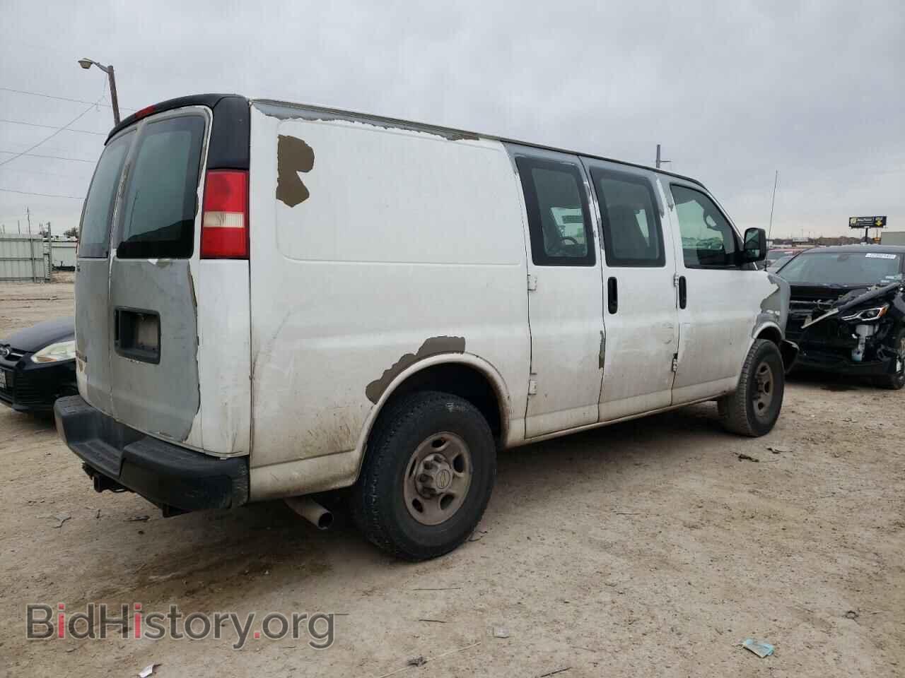 2009 CHEVROLET EXPRESS - VIN: 1GCGG25K091175498 - Фото 3