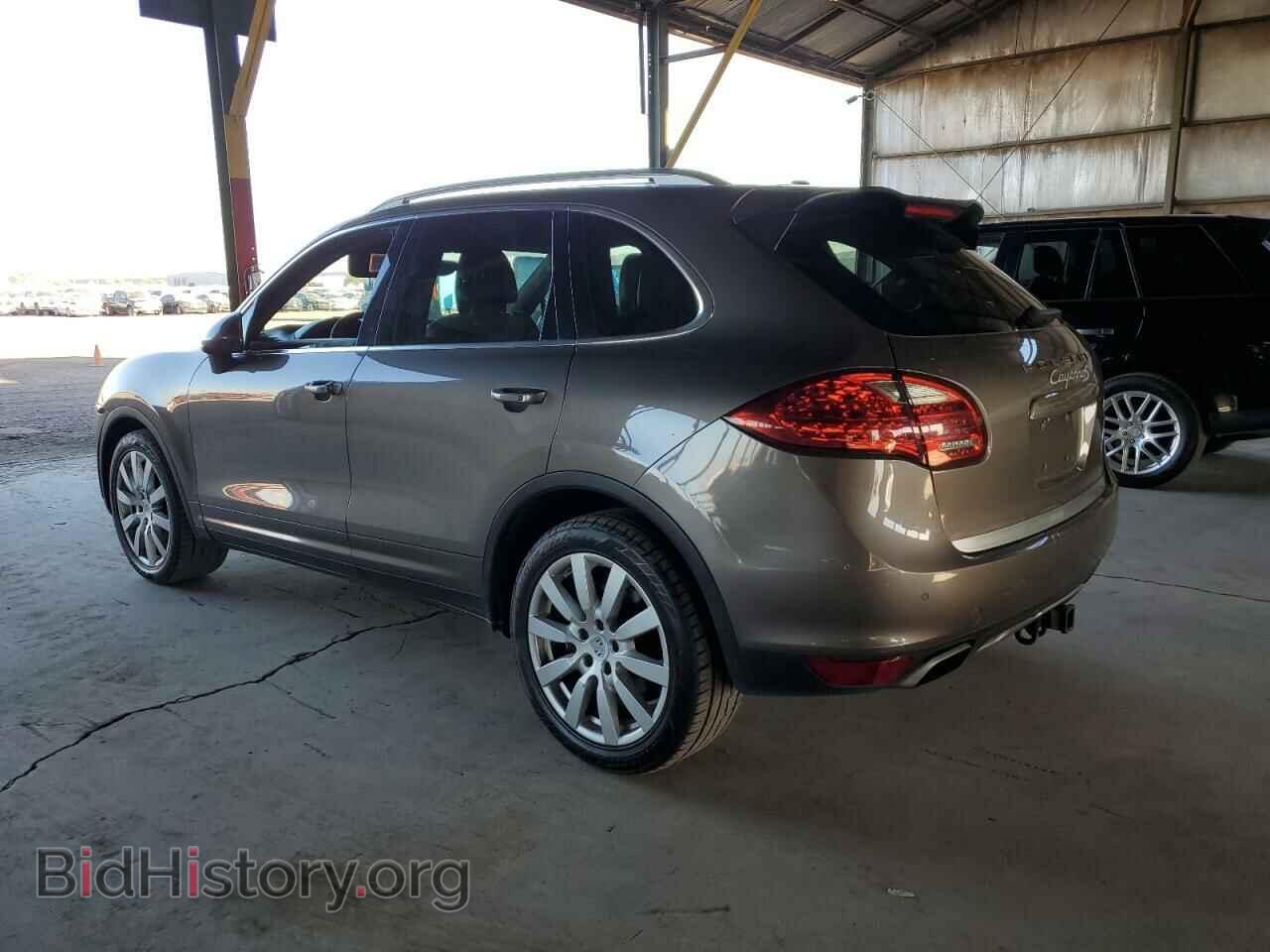 2011 PORSCHE CAYENNE - VIN: WP1AB2A29BLA42712 - Фото 2