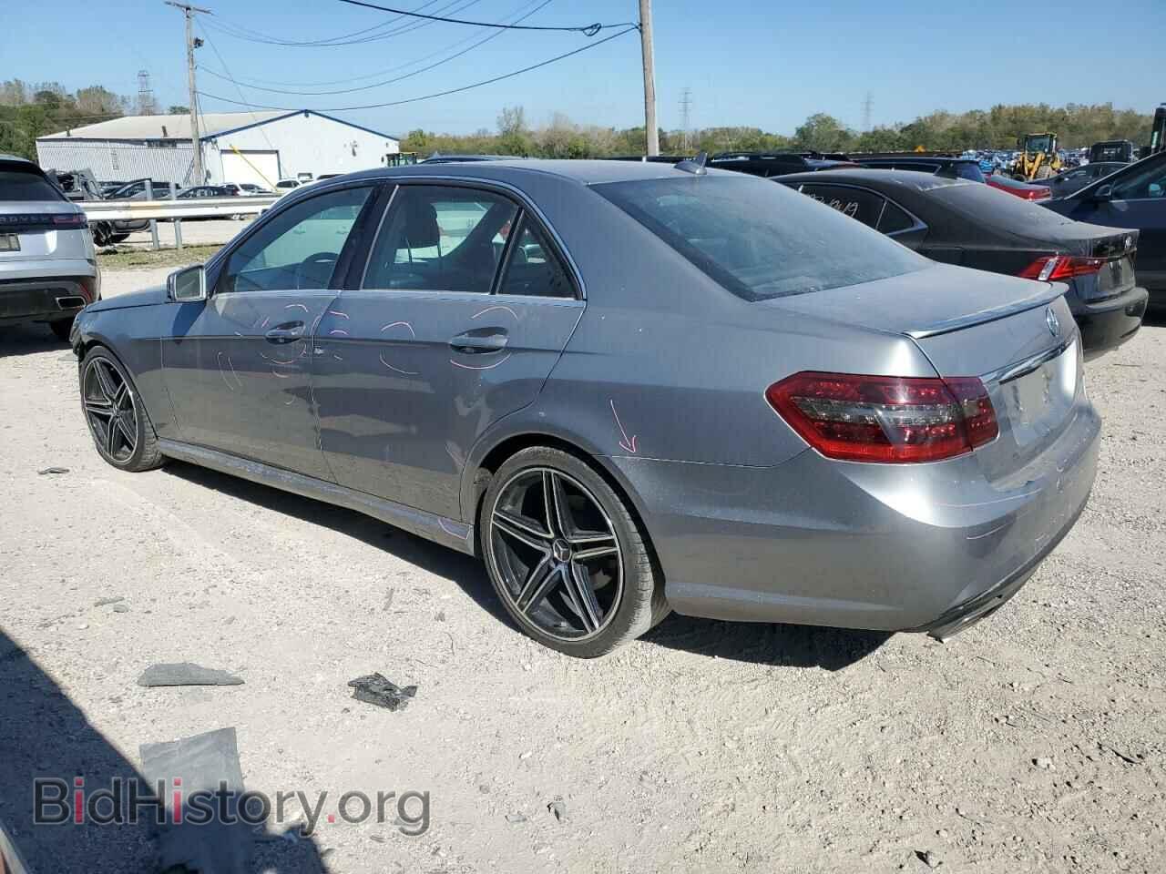 2011 MERCEDES-BENZ E-CLASS - VIN: WDDHF5GB8BA410490 - Фото 2