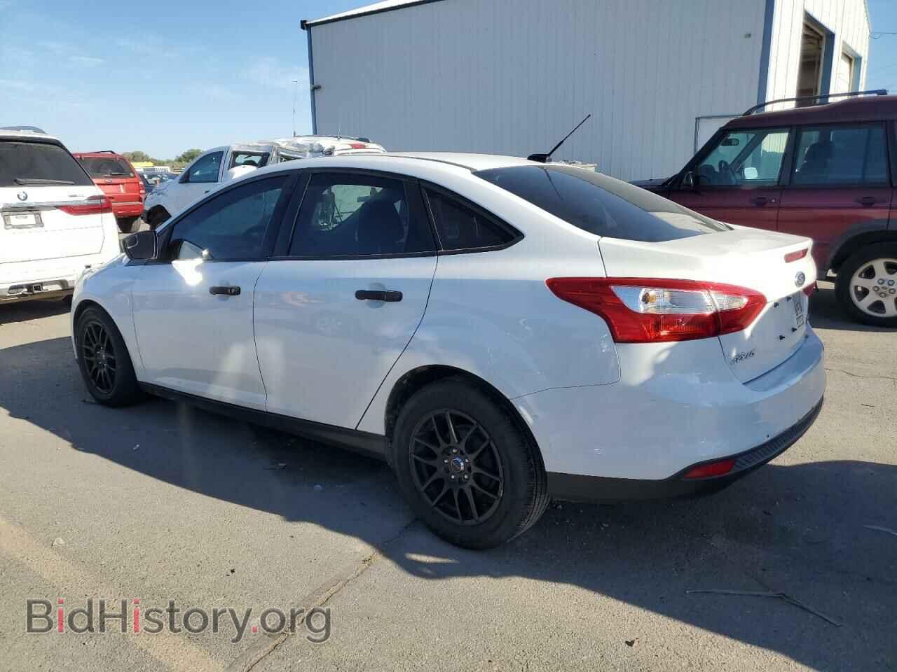 2013 FORD FOCUS - VIN: 1FADP3E27DL277859 - Фото 2