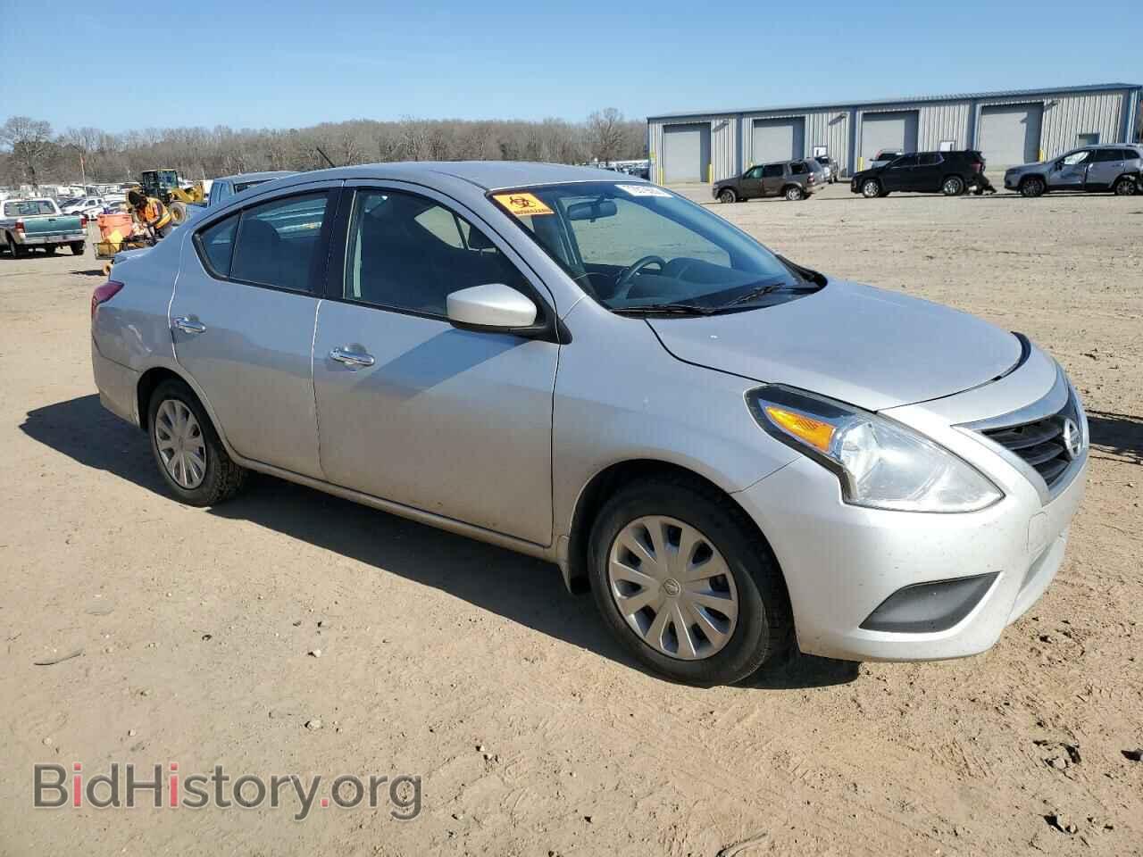 2017 NISSAN VERSA - VIN: 3N1CN7AP7HL811024 - Фото 4
